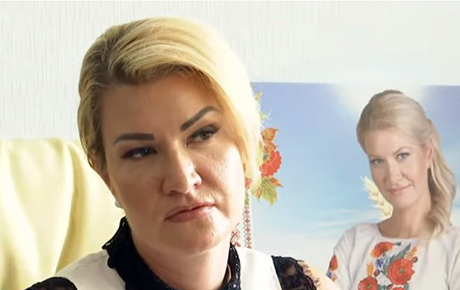 Нормальна людська реакція: скандальна чиновниця про плювки і лайку